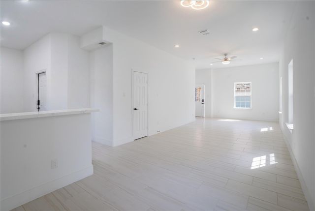 1515 Fairbanks Street, Houston, TX 77009