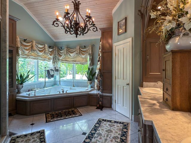 4929 Snow Creek Rd, Santa Fe, TN 38482