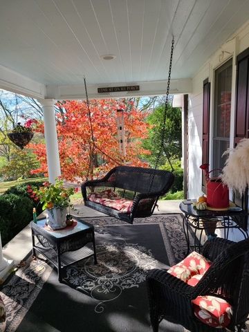 4929 Snow Creek Rd, Santa Fe, TN 38482