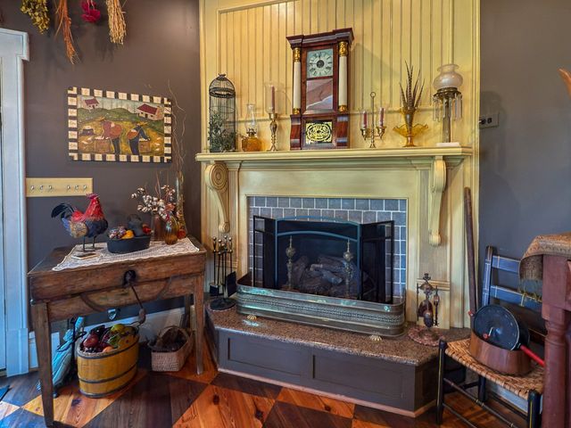 4929 Snow Creek Rd, Santa Fe, TN 38482