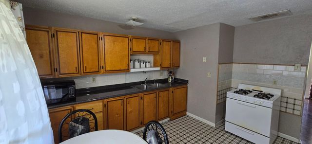 1619 Liscomb Road, Columbus, OH 43207