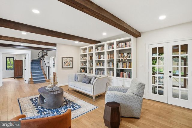 7835 HAMPDEN LN, Bethesda, MD 20814