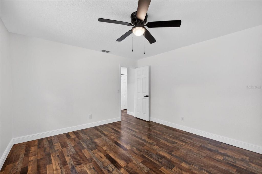Image 33 of property listing at 56 BAY WOODS DRIVE, Safety Harbor, FL 34695