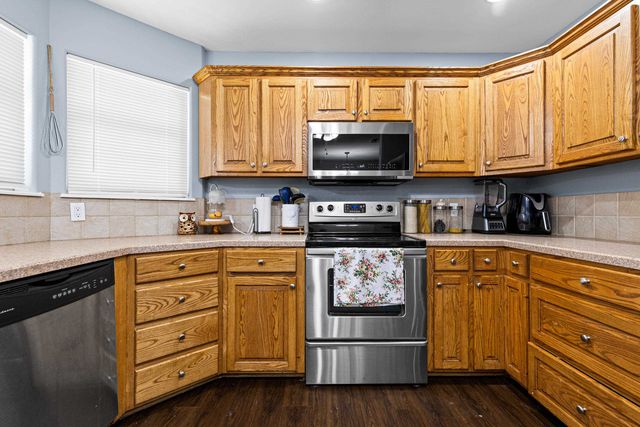 201 Town Oaks, Marshall, TX 75672