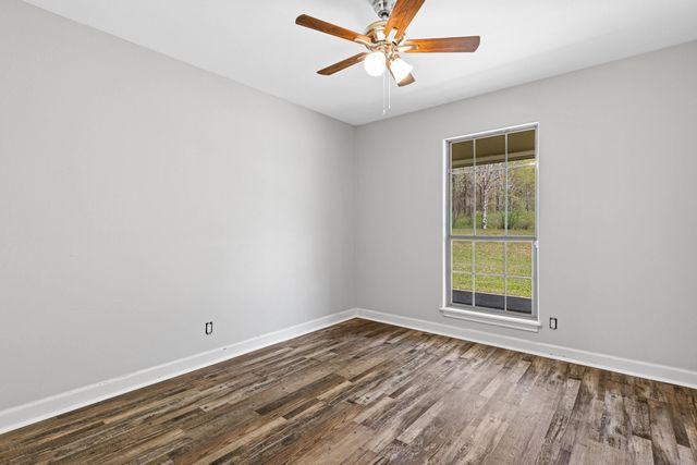 201 Town Oaks, Marshall, TX 75672