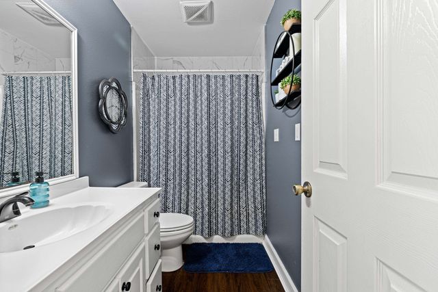 201 Town Oaks, Marshall, TX 75672