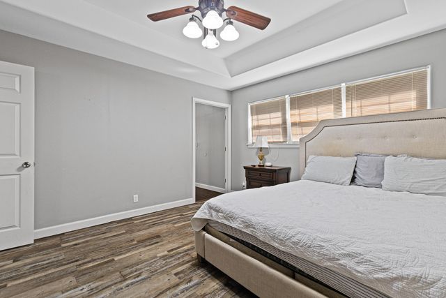 201 Town Oaks, Marshall, TX 75672