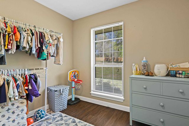 201 Town Oaks, Marshall, TX 75672