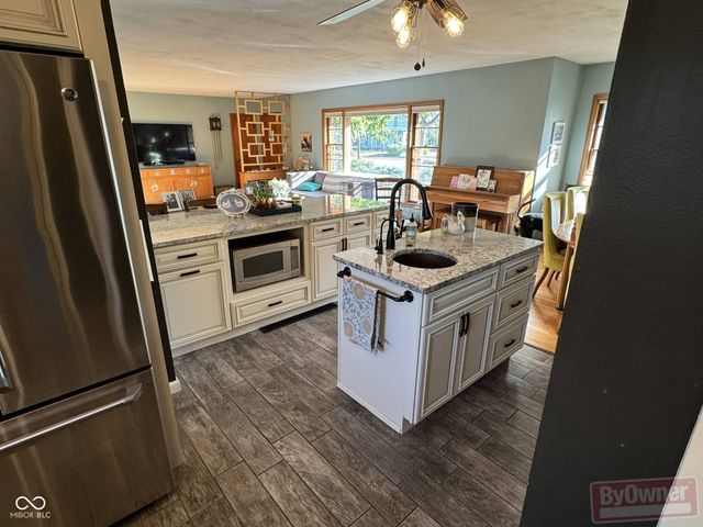 1028 State Street, Lafayette, IN 47905