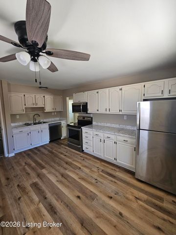 9233 Lantana Dr, Louisville, KY 40229