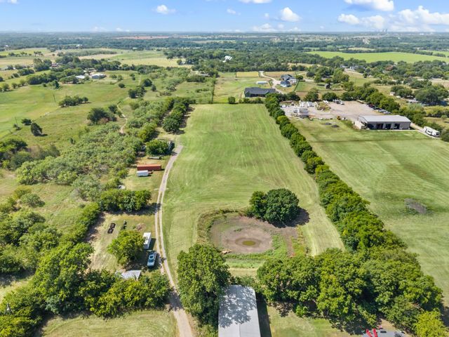 2962 Trails End, Aubrey, TX 76227