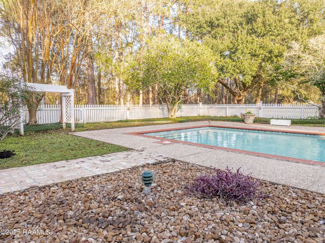 1107 Katherine Drive, Opelousas, LA 70570