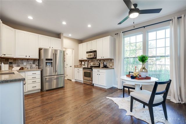 9747 Cobblewood Court, Dayton, OH 45458