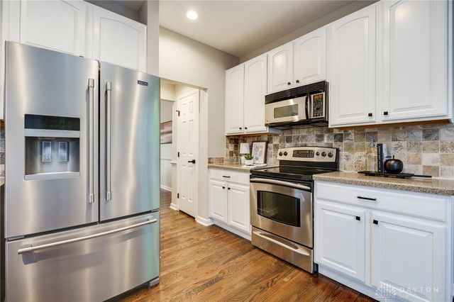 9747 Cobblewood Court, Dayton, OH 45458