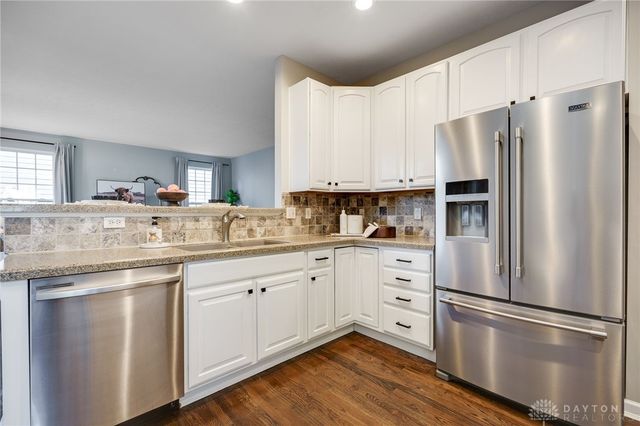 9747 Cobblewood Court, Dayton, OH 45458