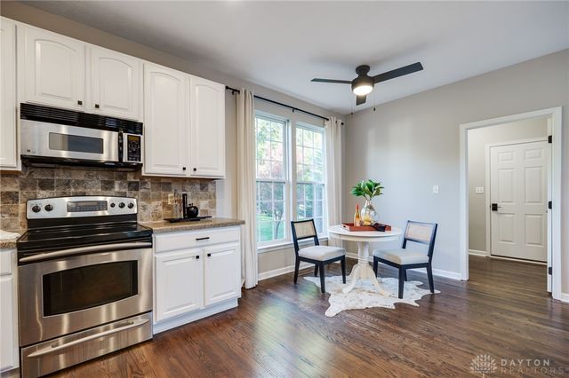 9747 Cobblewood Court, Dayton, OH 45458