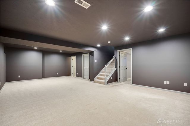 9747 Cobblewood Court, Dayton, OH 45458