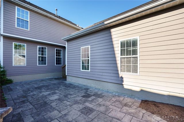 9747 Cobblewood Court, Dayton, OH 45458