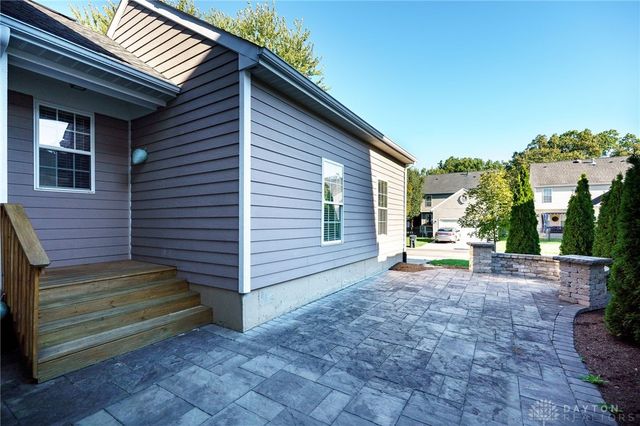 9747 Cobblewood Court, Dayton, OH 45458