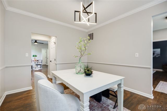 9747 Cobblewood Court, Dayton, OH 45458