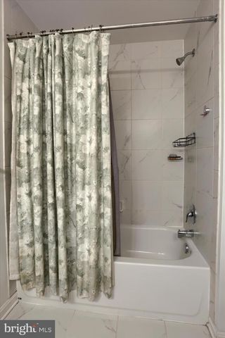 17 BARNHART CIR, Mechanicsburg, PA 17050