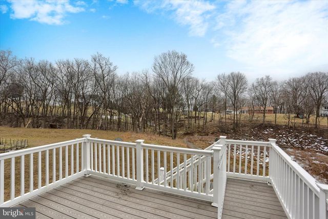 17 BARNHART CIR, Mechanicsburg, PA 17050