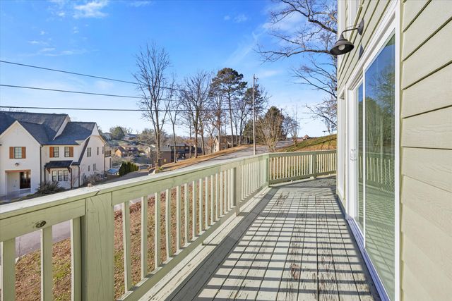 4913 Shoreline Drive, Chattanooga, TN 37416