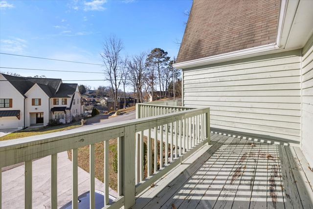 4913 Shoreline Drive, Chattanooga, TN 37416