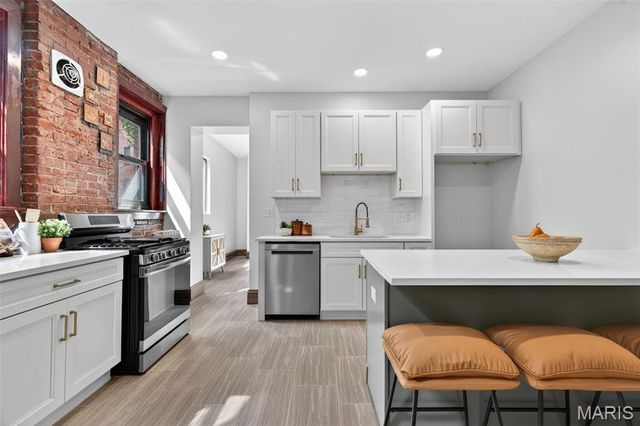 6203 Washington Avenue, St Louis, MO 63130