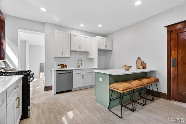 6203 Washington Avenue, St Louis, MO 63130