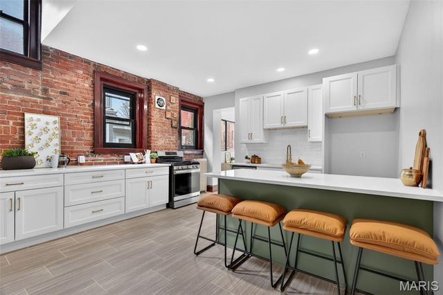 6203 Washington Avenue, St Louis, MO 63130