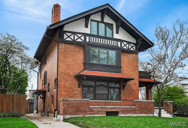 6203 Washington Avenue, St Louis, MO 63130