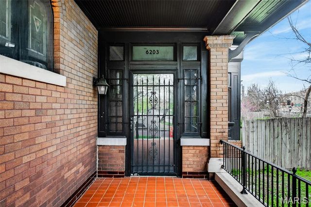6203 Washington Avenue, St Louis, MO 63130