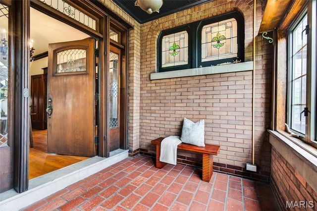 6203 Washington Avenue, St Louis, MO 63130