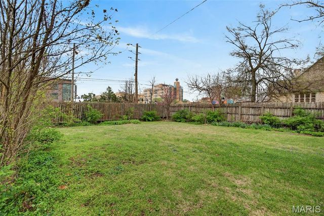 6203 Washington Avenue, St Louis, MO 63130