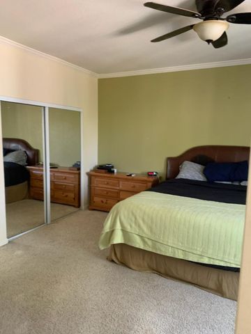 973 Caversham Way, Galt, CA 95632