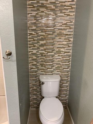 973 Caversham Way, Galt, CA 95632