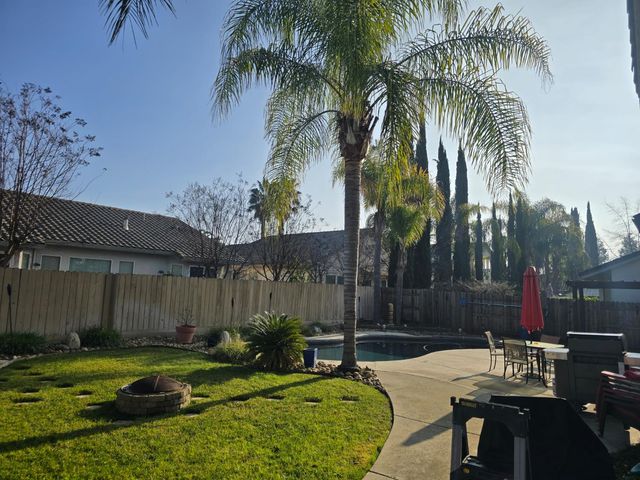 973 Caversham Way, Galt, CA 95632