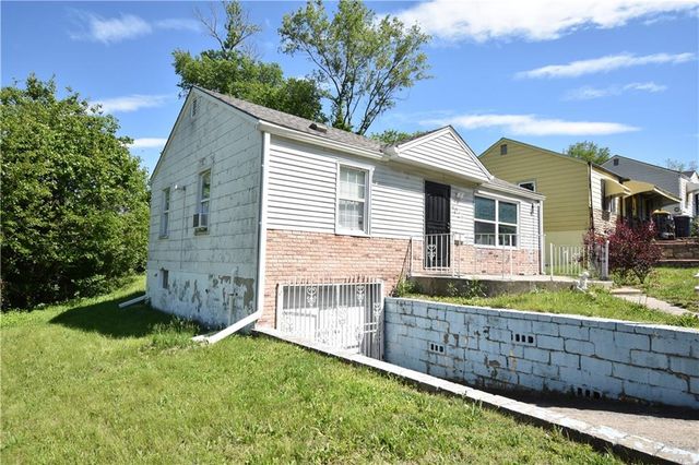4027 Monroe Avenue, Kansas City, MO 64130