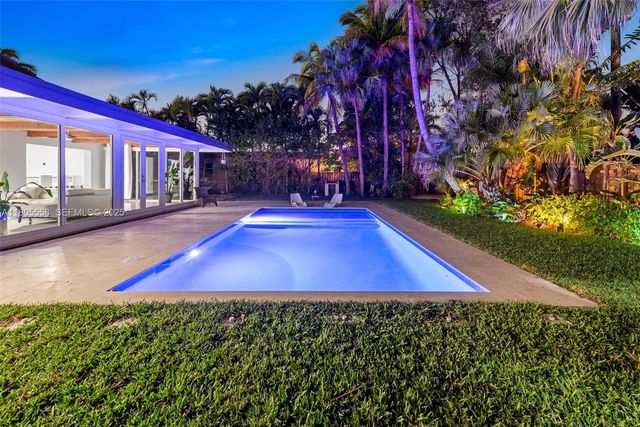 1025 Washington Street, Hollywood, FL 33019