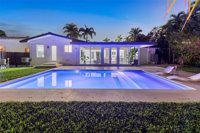 1025 Washington Street, Hollywood, FL 33019