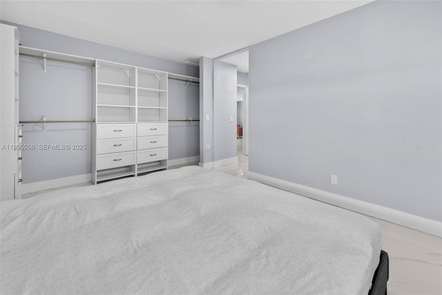 1025 Washington Street, Hollywood, FL 33019