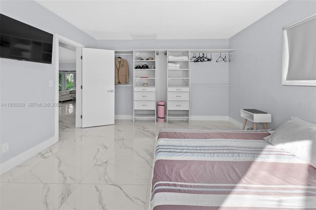 1025 Washington Street, Hollywood, FL 33019
