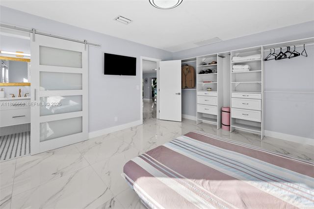 1025 Washington Street, Hollywood, FL 33019