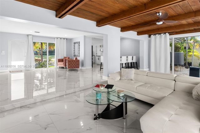 1025 Washington Street, Hollywood, FL 33019