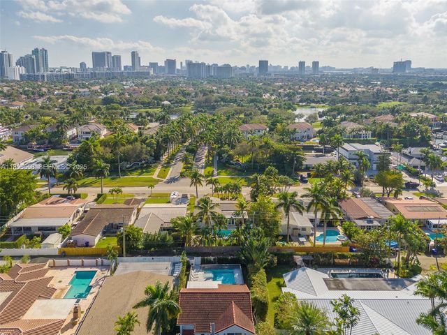 1025 Washington Street, Hollywood, FL 33019