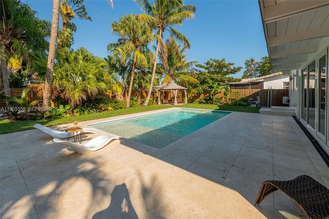 1025 Washington Street, Hollywood, FL 33019