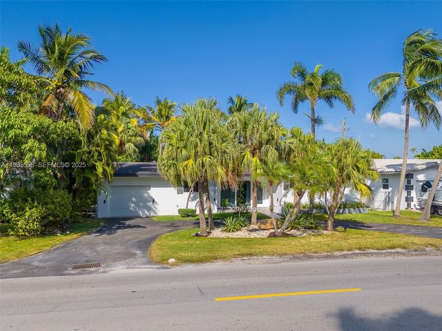 1025 Washington Street, Hollywood, FL 33019