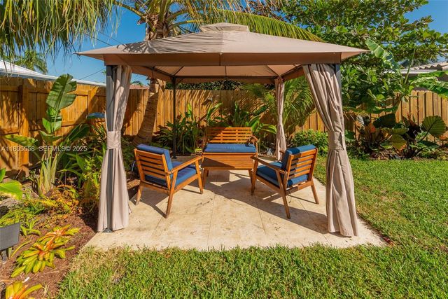 1025 Washington Street, Hollywood, FL 33019