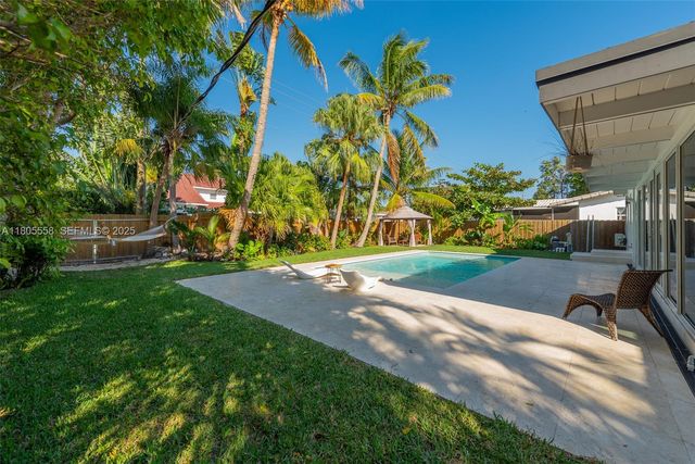 1025 Washington Street, Hollywood, FL 33019